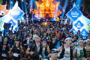 BIB: 334, 
                            <button type="button" onclick="openModal(22748852)" class="btn btn-primary btn-sm float-right btn-popup" data-toggle="modal" data-target=".modal-high-quality">
                        <i class="fas fa-shopping-cart"></i> Add to Cart
                    </button>
                                            <button type="button" onclick="isThisMe(22748852, true)" class="btn btn-success btn-sm float-right btn-popup btn-isme hidden" data-toggle="tooltip" data-placement="bottom" title="นี่คือรูปของคุณใช่ไหม คลิกที่นี่เพื่อเอาเข้าอัลบั้ม">
                        <i class="fas fa-plus"></i> Add to album
                    </button>
                    <button type="button" onclick="isThisMe(22748852, false)" class="btn btn-warning btn-sm float-right btn-popup btn-isnotme hidden">
                        <i class="fas fa-ban"></i> Remove from album
                    </button>